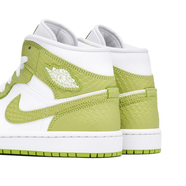 Air Jordan 1 Mid Green Python (DV2959-113) зеленого цвета