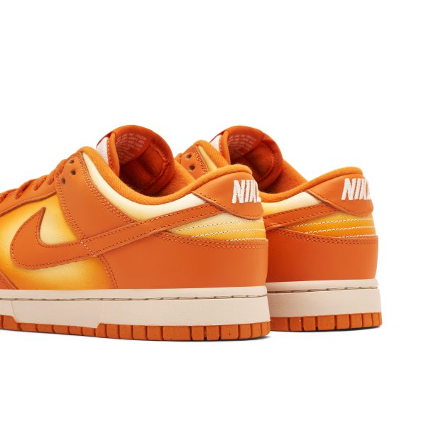Nike Dunk Low Magma Orange (DX2953-800) оранжевого цвета