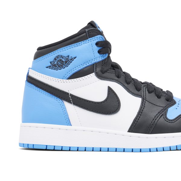 Air Jordan 1 Retro High OG UNC Toe (FD1437-400)  цвета