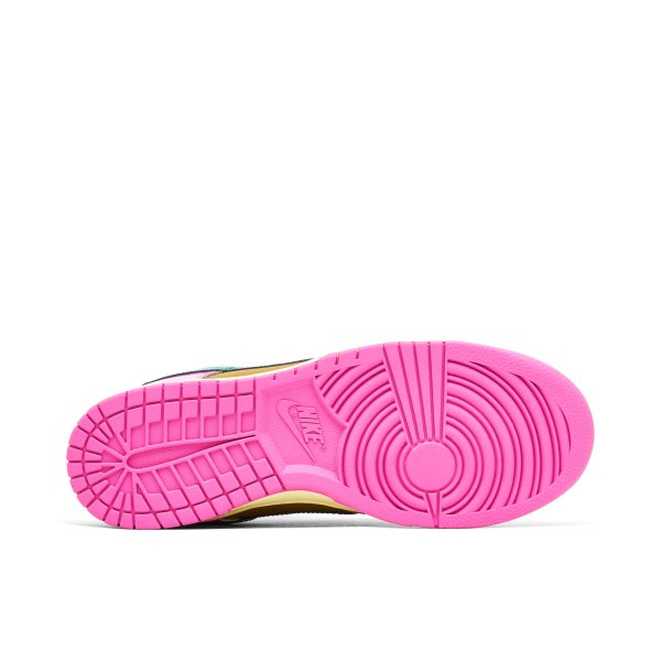 Nike Dunk Low x Parris Goebel Playful Pink (FN2721-600) розового цвета