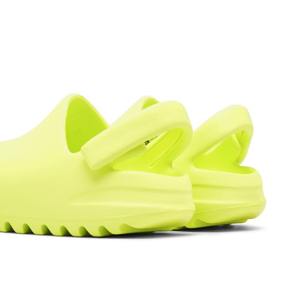 Yeezy Slide Glow Green Infants (GX6140) зеленого цвета