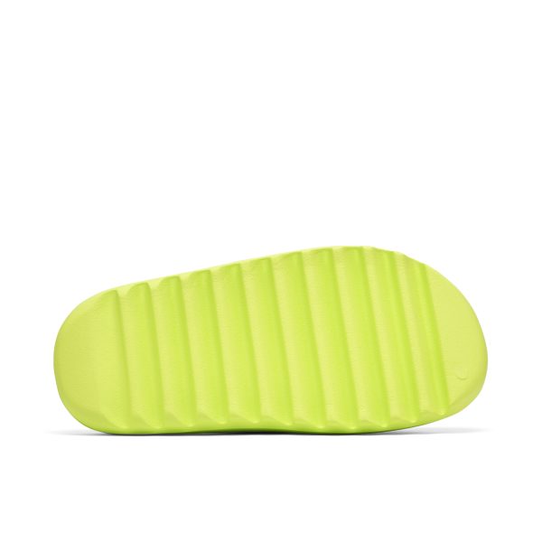Yeezy Slide Glow Green (HQ6447) зеленого цвета