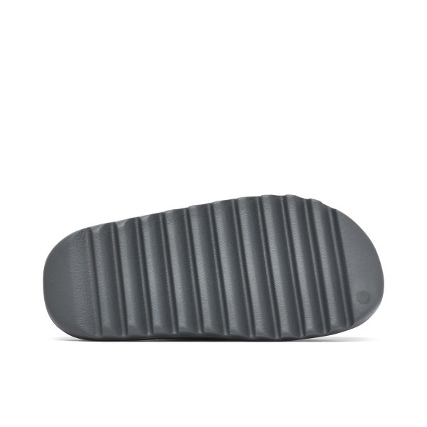 Yeezy Slide Slate (ID2350) серого цвета