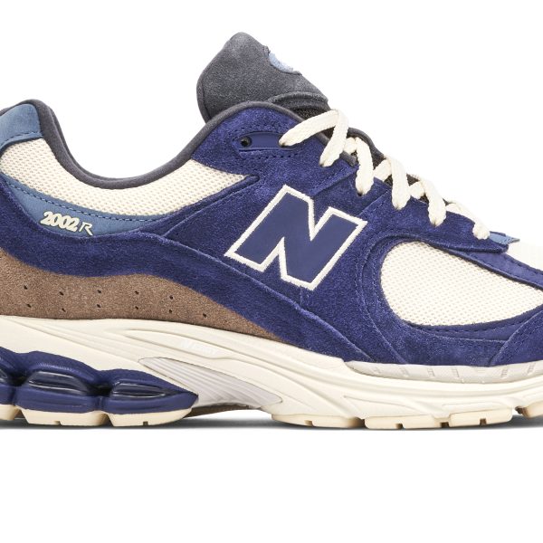 New Balance 2002R Navy (M2002RG) синего цвета