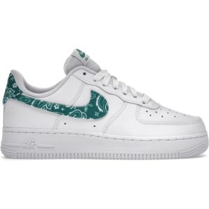 Nike Air Force 1 Low 07 Essential White Green Paisley (DH4406-102) белого цвета