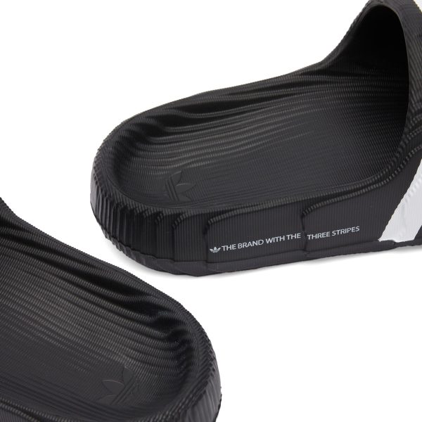 Adidas Adilette 22 Core Black/White (IF3670) белого цвета