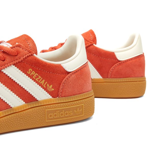 Adidas Handball Spezial Preloved Red/Cream White/Crystal White (IG6191) белого цвета