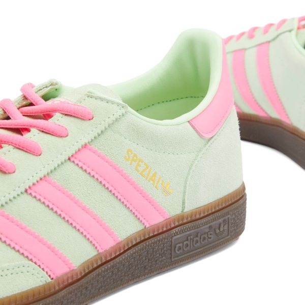 Adidas Handball Spezial Semi Green Spark/Lucid Pink/Gum (IH7498) зеленого цвета