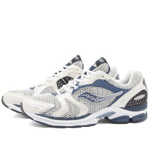 Saucony Progrid Triumph 4 White/Navy (S70704-12) белого цвета