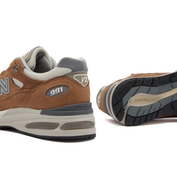 New Balance U991TB2 - Made in UK Brown (U991TB2) коричневого цвета