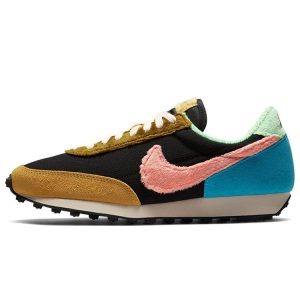 Nike Daybreak Fur Pack    Guava Ice Atomic Pink Black Baltic-Blue (DC3275-064)