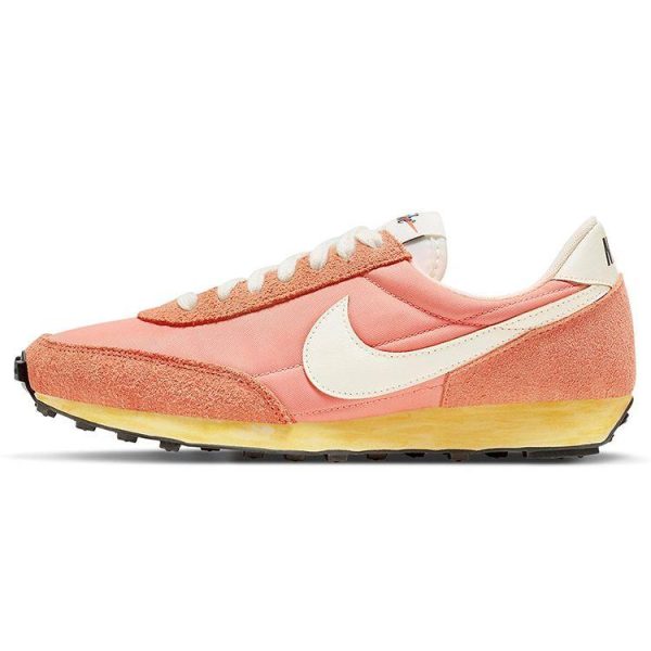 Nike Daybreak SE Light Madder Root Pink Sail Fossil (DV1746-812)