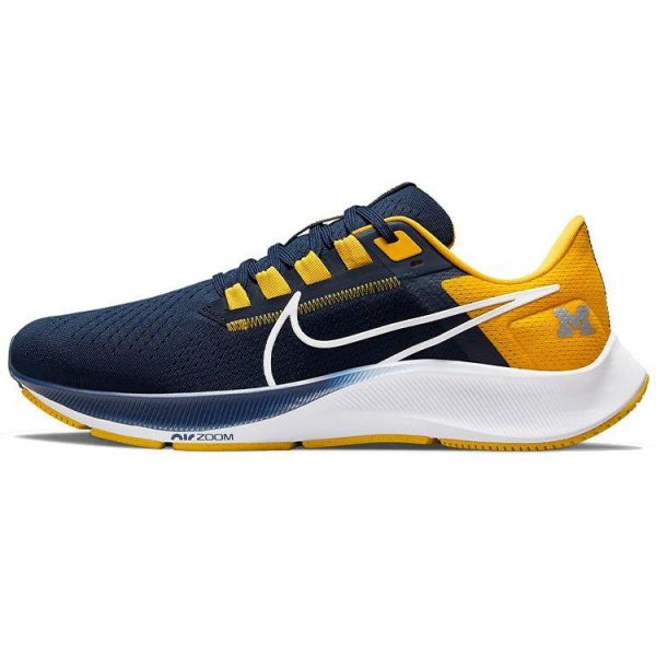 Nike Air Zoom Pegasus 38 Michigan  - Amarillo (DJ0838-400)