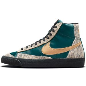 Nike Blazer Mid 77 Lucha Libre -- (DM6176-393)