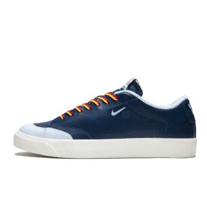 -   Nike Quartersnacks x SB Blazer Low XT (AQ3499-411)