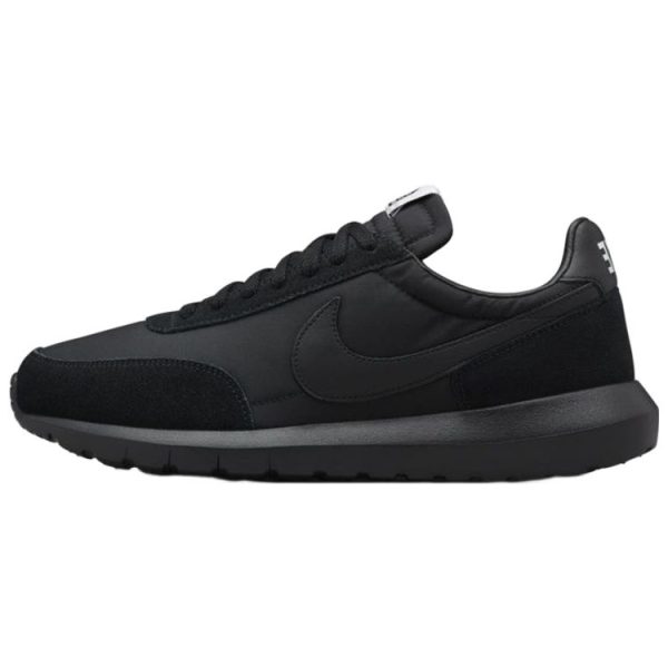 DSM x NikeLab Roshe Daybreak Triple Black Black-White (849372-001)