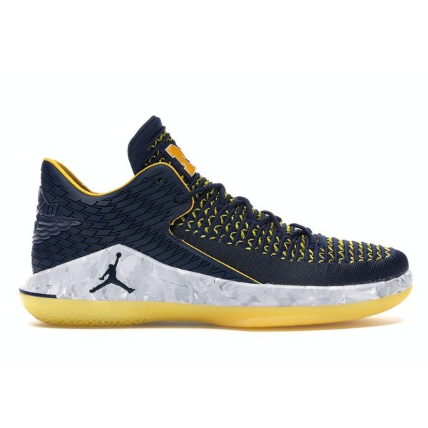 Air Jordan 32 Low Michigan Wolverines  - (AA1256-405)