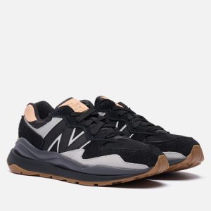 кроссовки New Balance M5740CCC (M5740CCC) черного цвета