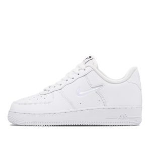 кроссовки Nike Wmns Air Force 1 '07 SE (FB8251-100) белого цвета