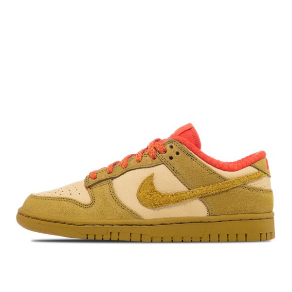 кроссовки Nike Wmns Dunk Low (FQ8897-252) коричневого цвета