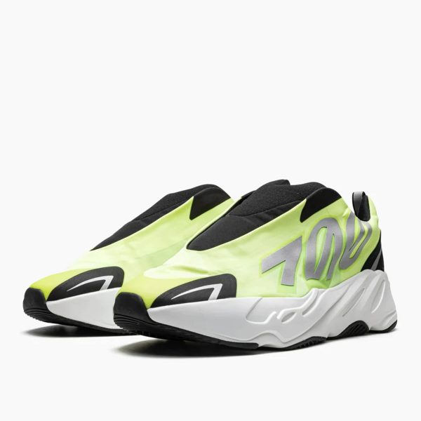 adidas Yeezy Boost 700 MNVN (GY2055-4.5K)