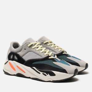 кроссовки adidas YEEZY Boost 700 (KROSSOVKI-ADIDAS-ORIGINALS-YEEZY-BOOST-700-SOLID-GREY-CHALK-WHITE-CORE-BLACK-3_450X450.JPG) серого цвета