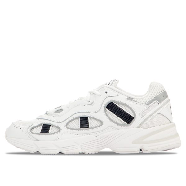 кроссовки adidas Astir SN (HQ6768) белого цвета