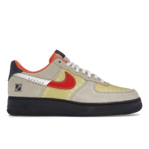 Nike Air Force 1 07 Somos Familia Tan Sanddrift University-Red (DZ5355-12643)