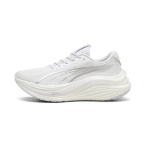 PUMA Magmax Nitro (31008804)  белого цвета