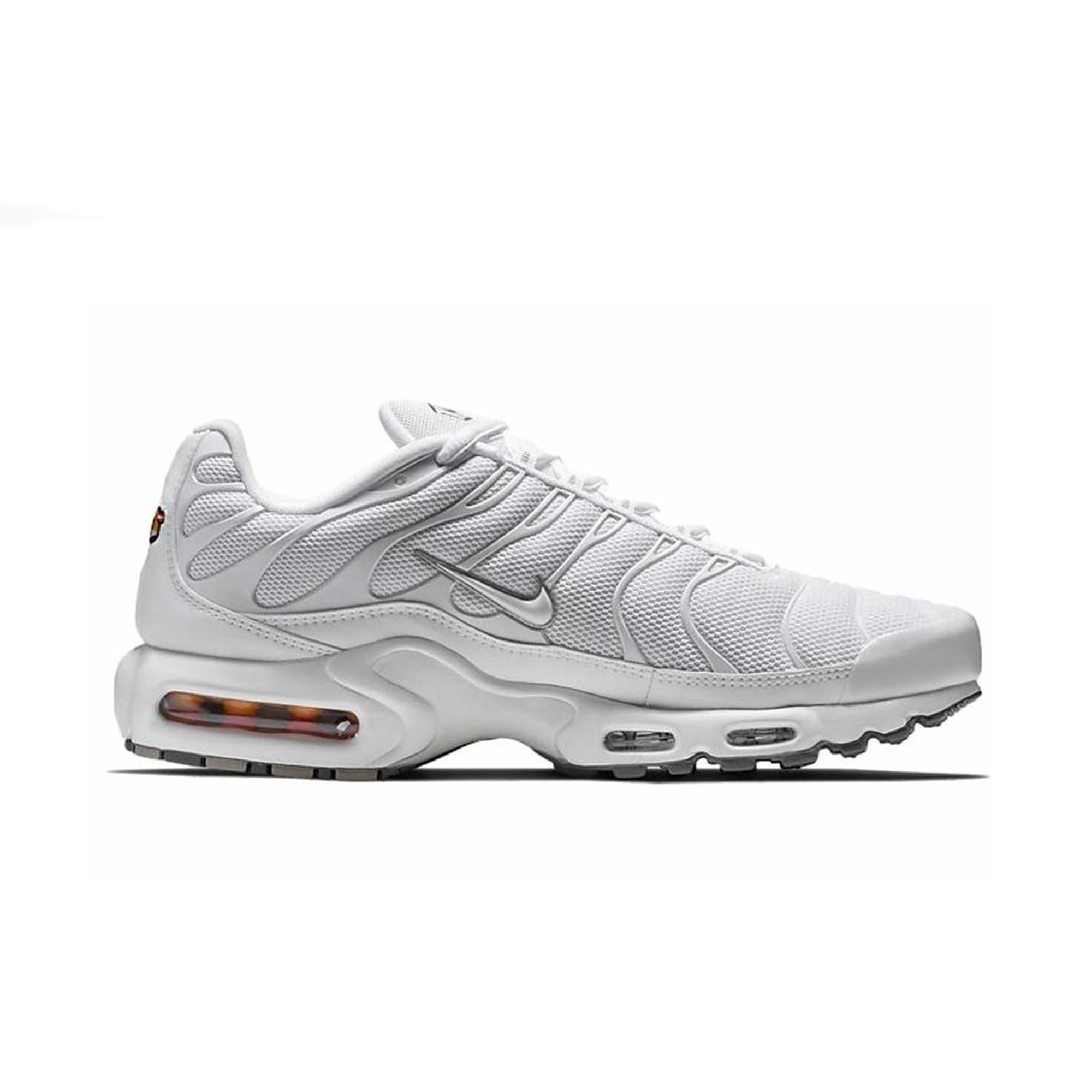 Nike Air Max Plus (604133-139) белого цвета Nike Air Max Plus (604133-139) белого цвета