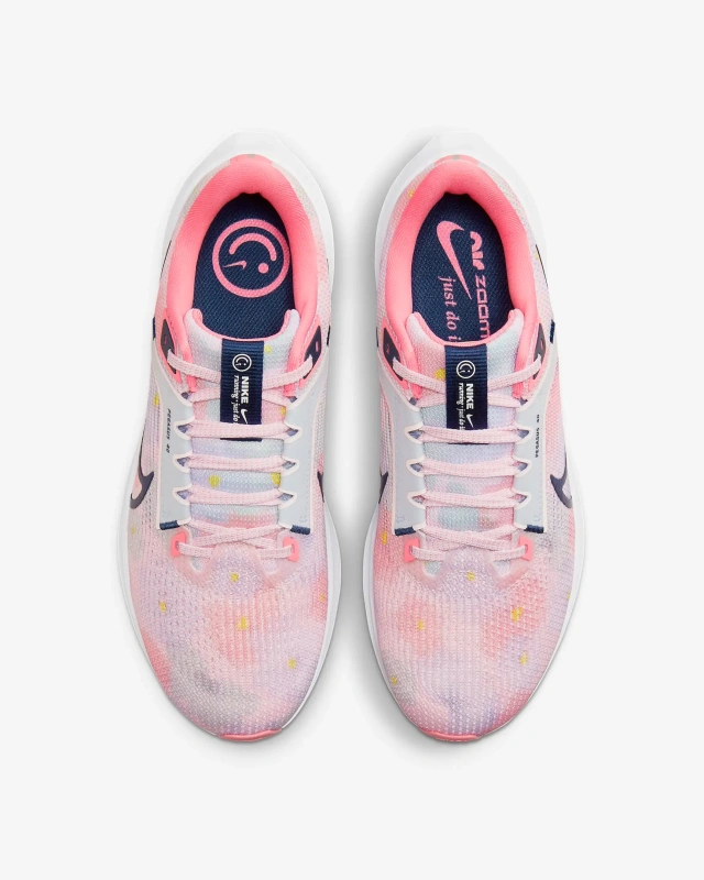 Nike W Air Zoom Pegasus 40 Prm (DV7890-600) мультиколор цвета Nike W Air Zoom Pegasus 40 Prm (DV7890-600) мультиколор цвета