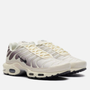кроссовки Nike Air Max Plus (DM0032-106) бежевого цвета