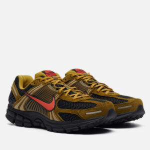 кроссовки Nike Zoom Vomero 5 Premium (IH1344-300)  цвета