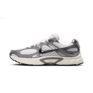 Nike V5 Rnr (HJ5228-009)  серого цвета