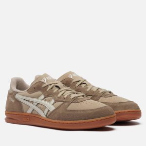 кроссовки ASICS Skyhand OG (1203A452-203) коричневого цвета