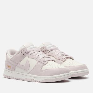 кроссовки Nike Wmns Dunk Low (IO4244-100) розового цвета