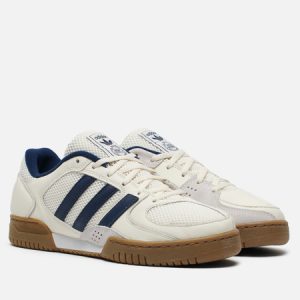 кроссовки adidas Consortium x END. Fechten Indoor (JR4606) белого цвета