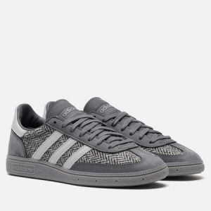 кроссовки adidas Handball Spezial (KJ1247) серого цвета
