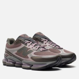 кроссовки New Balance U20002T8 (U20002T8) фиолетового цвета